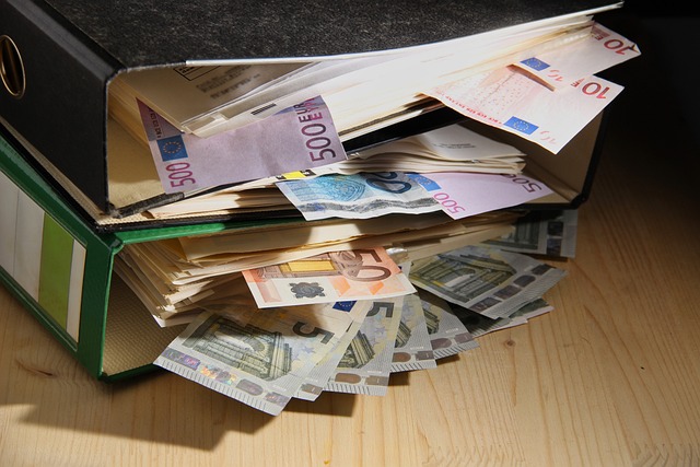 How much taxes are you paying in germany with a UG?